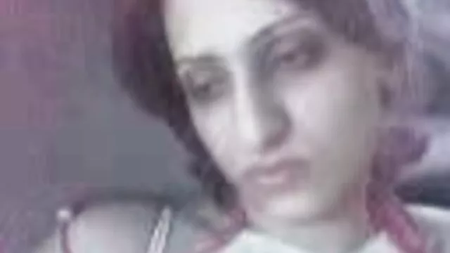 دختران یکدیگر را با پورن چت انگشتان لعنتی می کنند