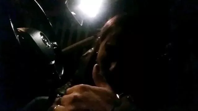 لورنا سانچز یک صندوق عقب سوار می شود پورن حیوان باانسان
