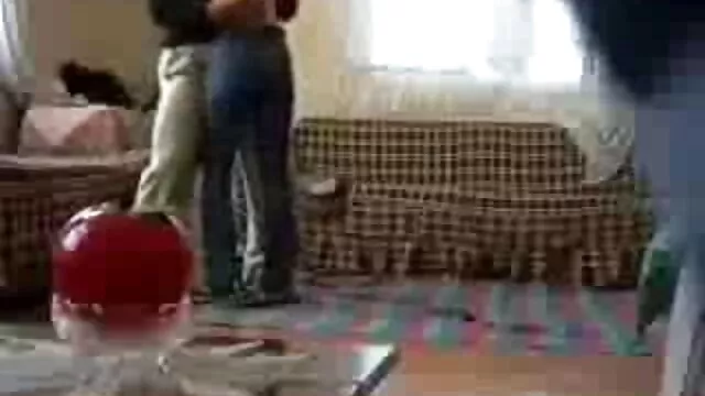 موهای قهوه فیلم پورن با زیرنویس فارسی ای زیبا تصمیم گرفتند کمی بازی کنند