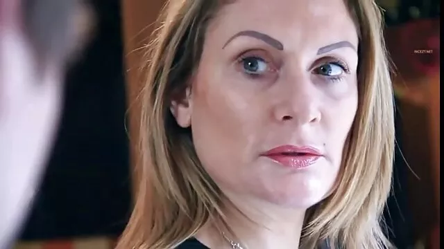 از تقدیر پیچ خورده است کانال داستان پورن